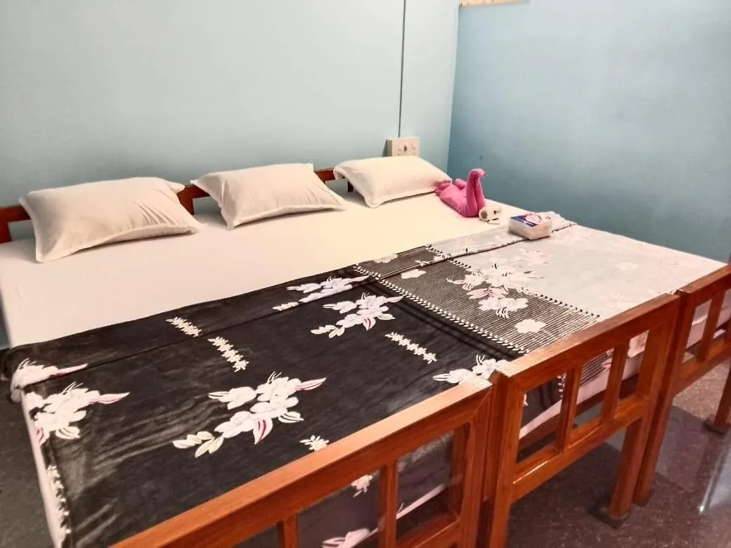 旅馆 Kathoo'S Lakeview Homestay Alappuzha 印度