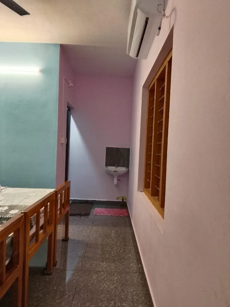 Kathoo'S Lakeview Homestay Alappuzha 0*,  印度